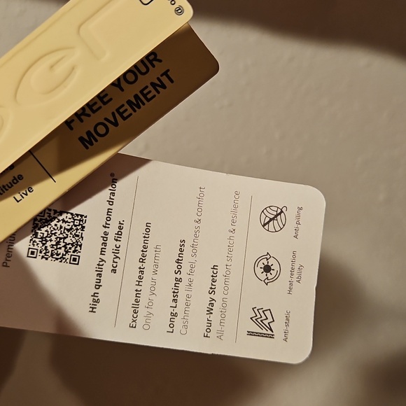 NWT OGL Eco-Mousse Soft Heather Gray Long Sleeve Mockneck Cropped Top S - Picture 3 of 5